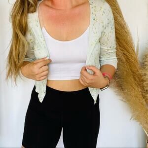 VINTAGE AEO Mint Soft Green Blue Floral Preppy Cropped Cardigan Cardi Sweater M